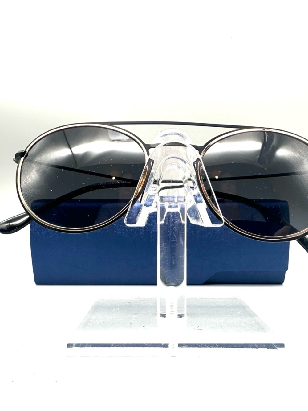 Matt Cascadia Aviator Sunglasses Black Gold Metal Frame DS17250 51-20-145 C1